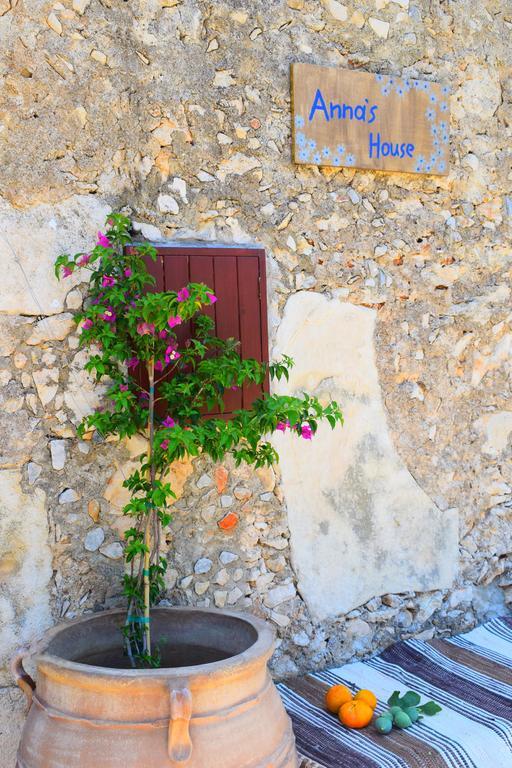 Anna'S Stone House Βίλα Μεγάλα Χωράφια Εξωτερικό φωτογραφία